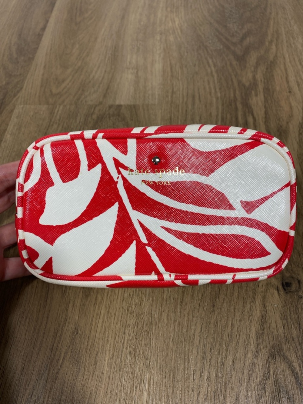 kate spade Red & White Leaf-Print Cosmetic Pouch